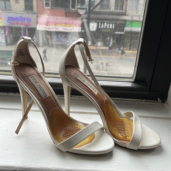Steve Madden Shoes - Steve Madden White Heels